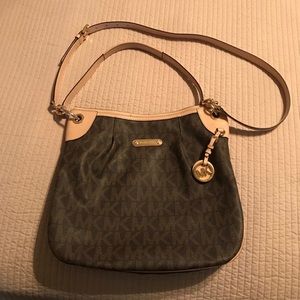 MIchael Kors crossbody hobo bag